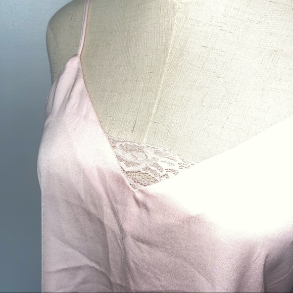 Highline Collective Baby Pink / Light Pink Floral Lace Detail Satin Tank New Tag - Picture 3 of 8